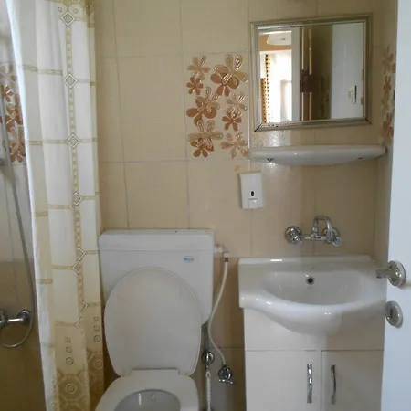 Garden Prizma Rooms&aparts Otel *