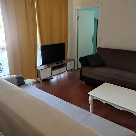 Homestay Garden Prizma Rooms&aparts *