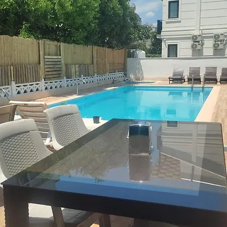 Garden Prizma Rooms&aparts Homestay Kemer