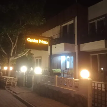 Garden Prizma Rooms&aparts Homestay Kemer