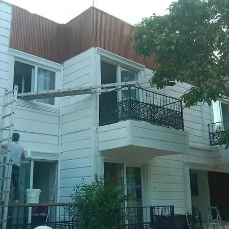 Homestay Garden Prizma Rooms&aparts *