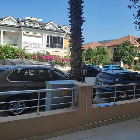 Garden Prizma Rooms&aparts Quarto em Acomodações Particulares *