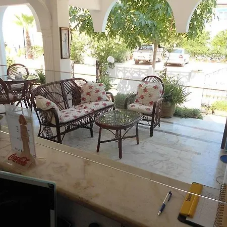 Garden Prizma Rooms&aparts Quarto em Acomodações Particulares