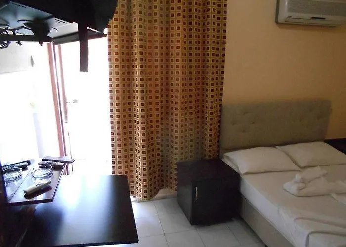 Garden Prizma Rooms&aparts Habitación en casa particular
