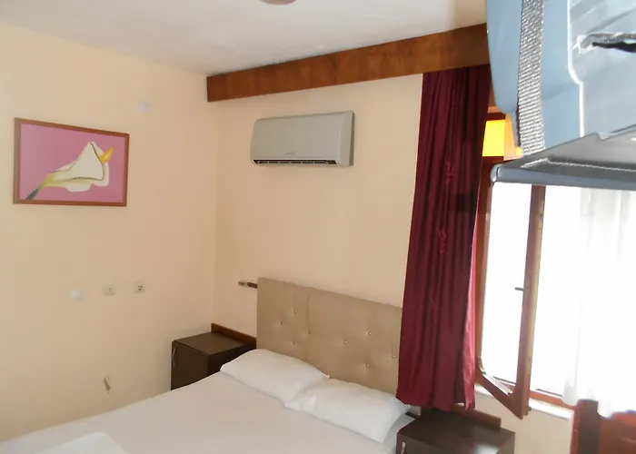 Garden Prizma Rooms&aparts *