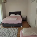Garden Prizma Rooms&aparts Privatunterkunft