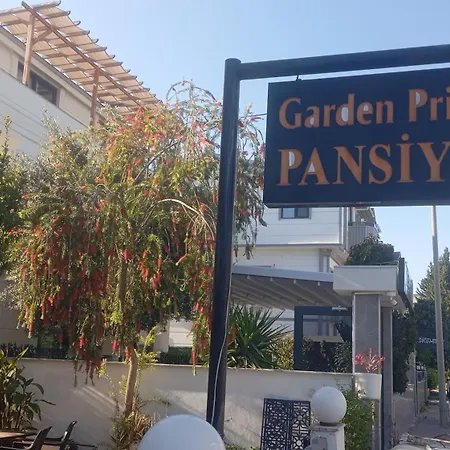 Homestay Garden Prizma Rooms&aparts