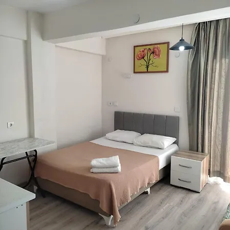 Garden Prizma Rooms&aparts *
