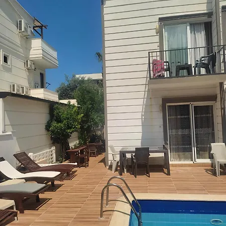Garden Prizma Rooms&aparts * קמר