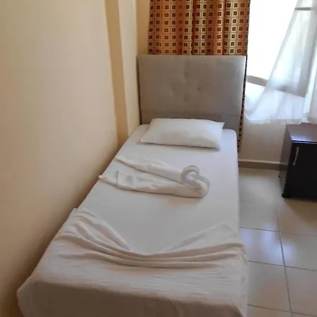 Séjour chez l'habitant Garden Prizma Rooms&aparts *