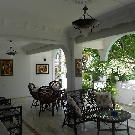 Garden Prizma Rooms&aparts Homestay