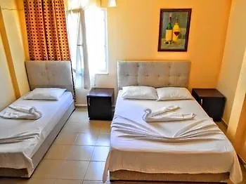 Δωμάτια σε οικογενειακή κατοικία Garden Prizma Rooms&aparts