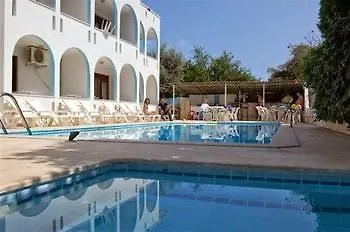 Garden Prizma Rooms&aparts Δωμάτια σε οικογενειακή κατοικία Κεμέρ