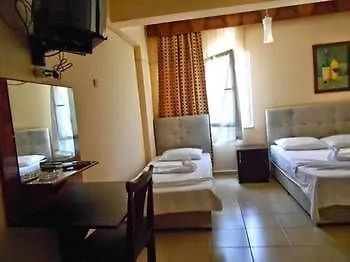 Garden Prizma Rooms&aparts *