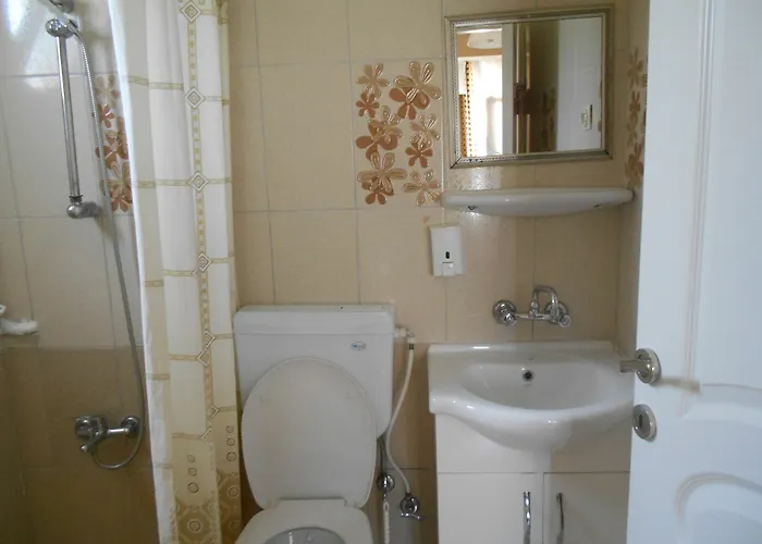 Garden Prizma Rooms&aparts Δωμάτια σε οικογενειακή κατοικία *