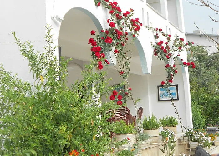 Δωμάτια σε οικογενειακή κατοικία Garden Prizma Rooms&aparts