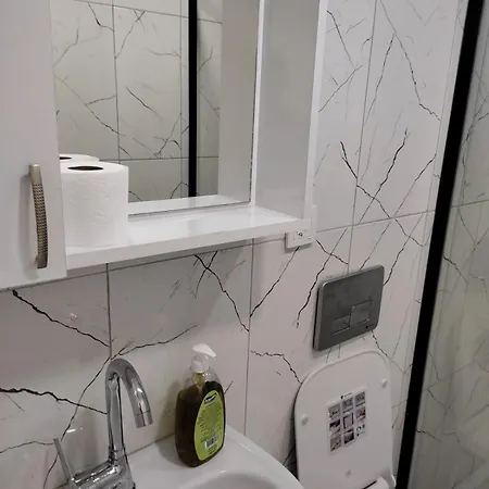 Garden Prizma Rooms&aparts קמר
