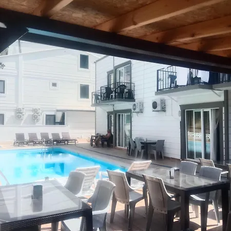 Alloggio in famiglia Garden Prizma Rooms&aparts *