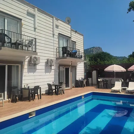 Garden Prizma Rooms&aparts Kemer